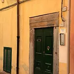 La Finestra Sul Mare *